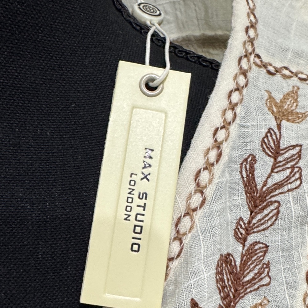 Max Studio Beige Top with Floral Embroidery - Picture 3 of 9